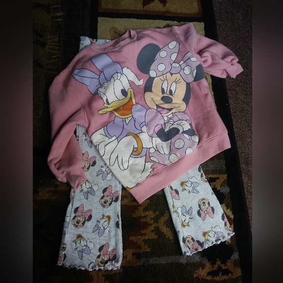Disney Minnie Mouse Sweatshirt and Flare Leggings Set - Picture 2 of 5